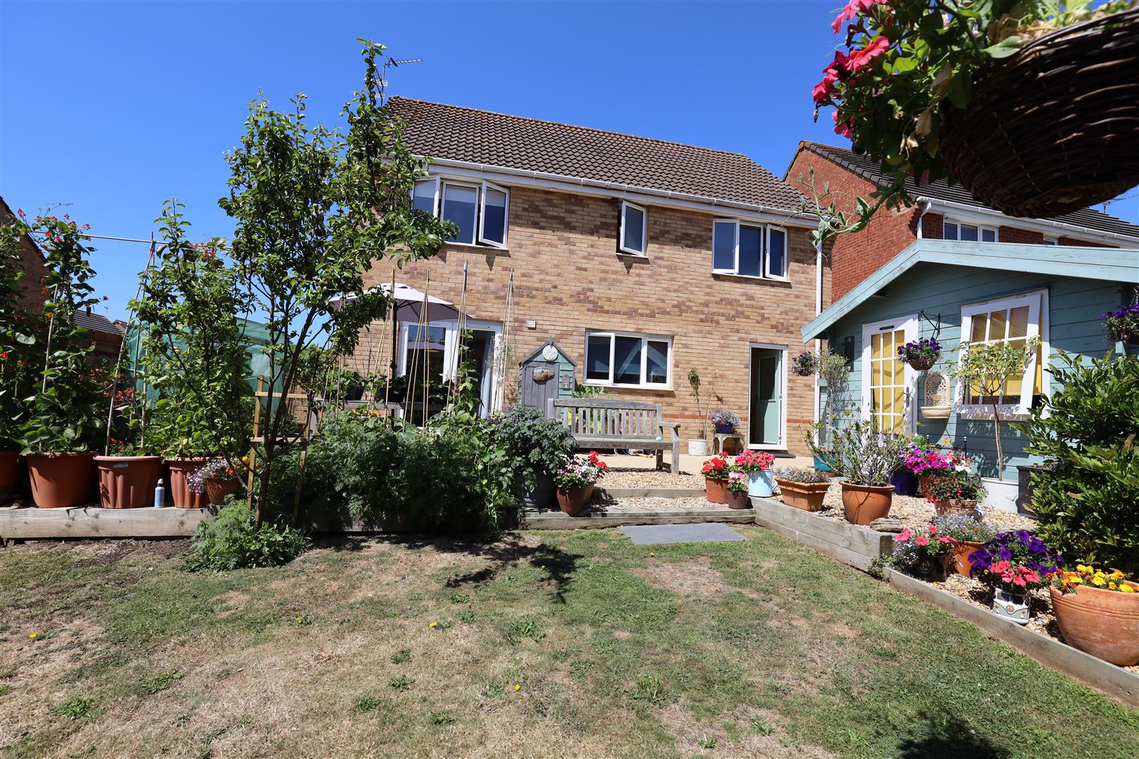 Maes Y Gwenyn, Rhoose, Barry, CF62 3LA